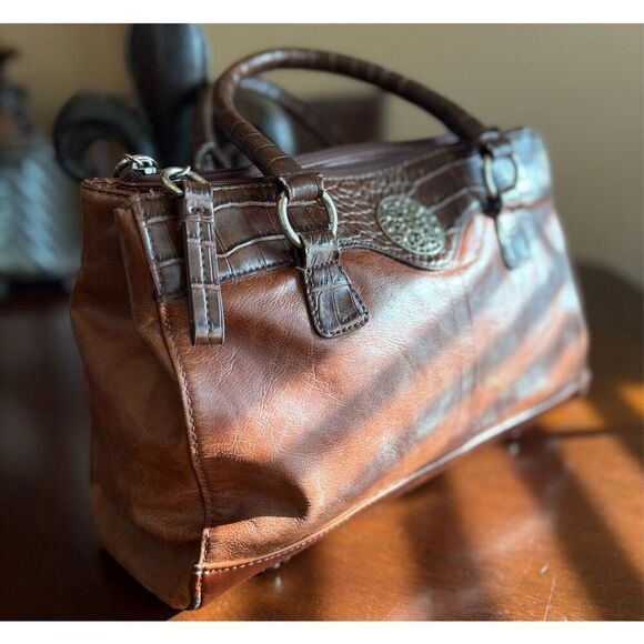 GIANI BERNINI - Double Zip Glazed Leather Satchel/Espresso w/Faux Leather Trim - Picture 7 of 16